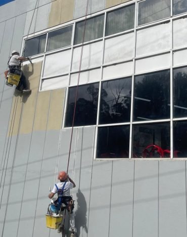 commercial building painting