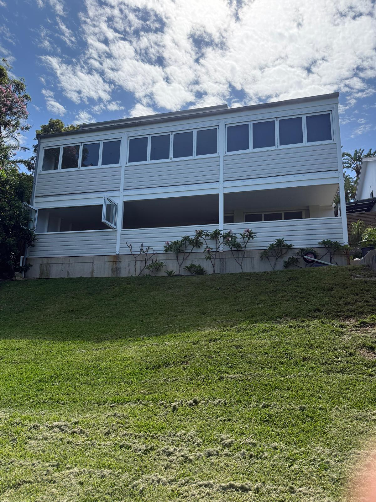 Mona vale NSW 3